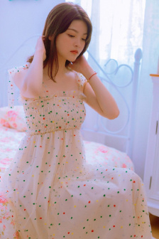 黑丝美女